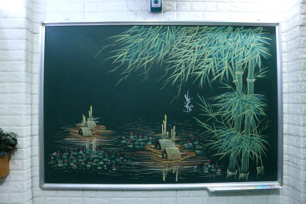 bang-tu-xanh-chong-loa-ve-hinh