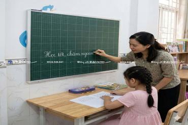 Bảng Từ Viết Phấn Hàn Quốc Ô Ly Tiểu Học – Giải Pháp Giúp Bé Tập Viết Chữ Đẹp Tại Nhà