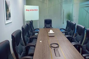 Bảng viết bút lông bằng kính có chân di động TPHCM