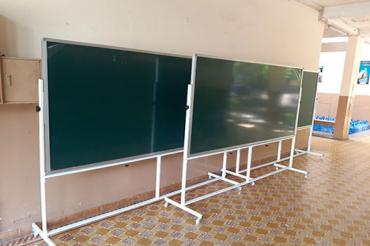 BẢNG TỪ XANH CÓ CHÂN DI ĐỘNG HÀN QUỐC QUẬN 1-2-3-4-5-6-7-8-9-10-11-12