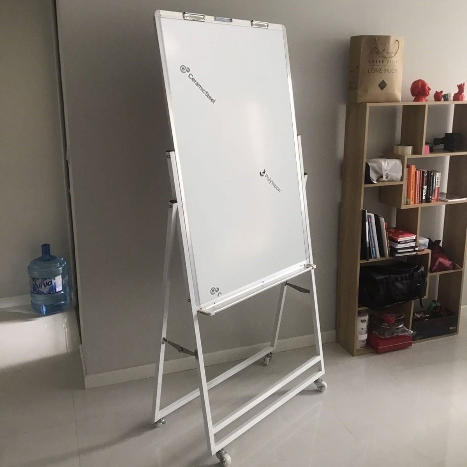 Bảng Flipchart từ Ceramic của Bỉ viết bút lông