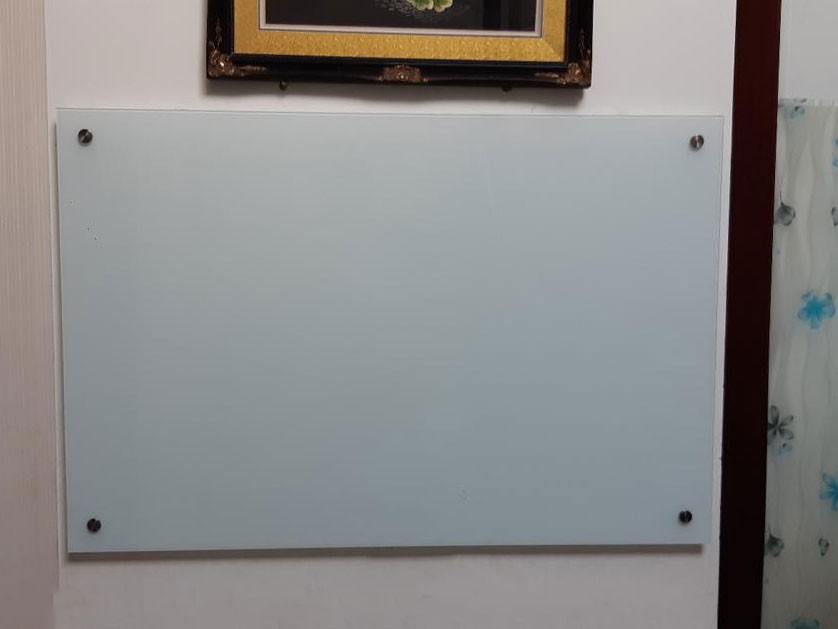 Bảng kính cường lực 5ly ép pp trắng sữa