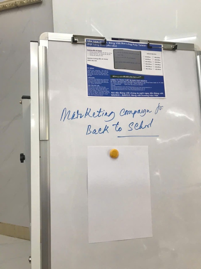 Bảng Flipchart có từ Greenlam viết bút lông cao cấp chân sắt sơn tĩnh điện