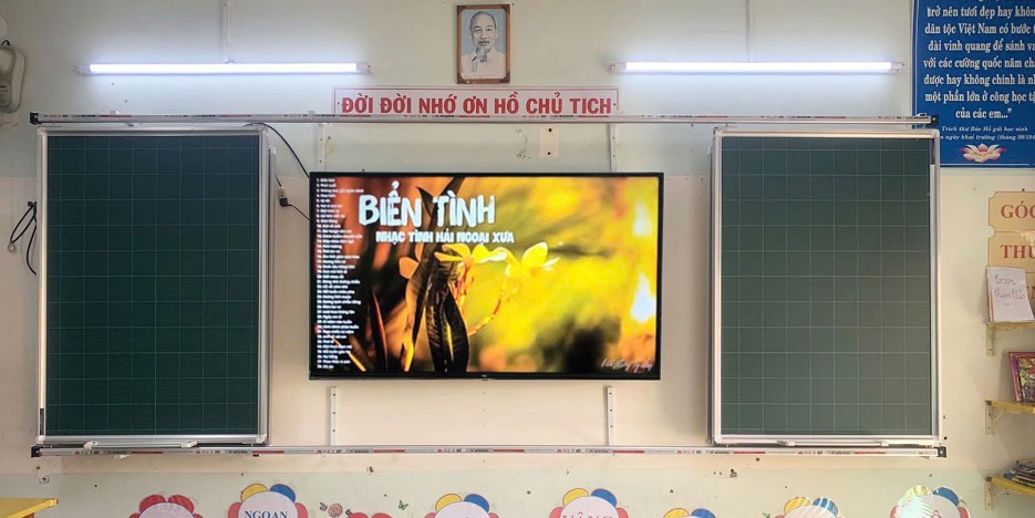 Bảng trượt ngang nguyên khối mẫu M1KO