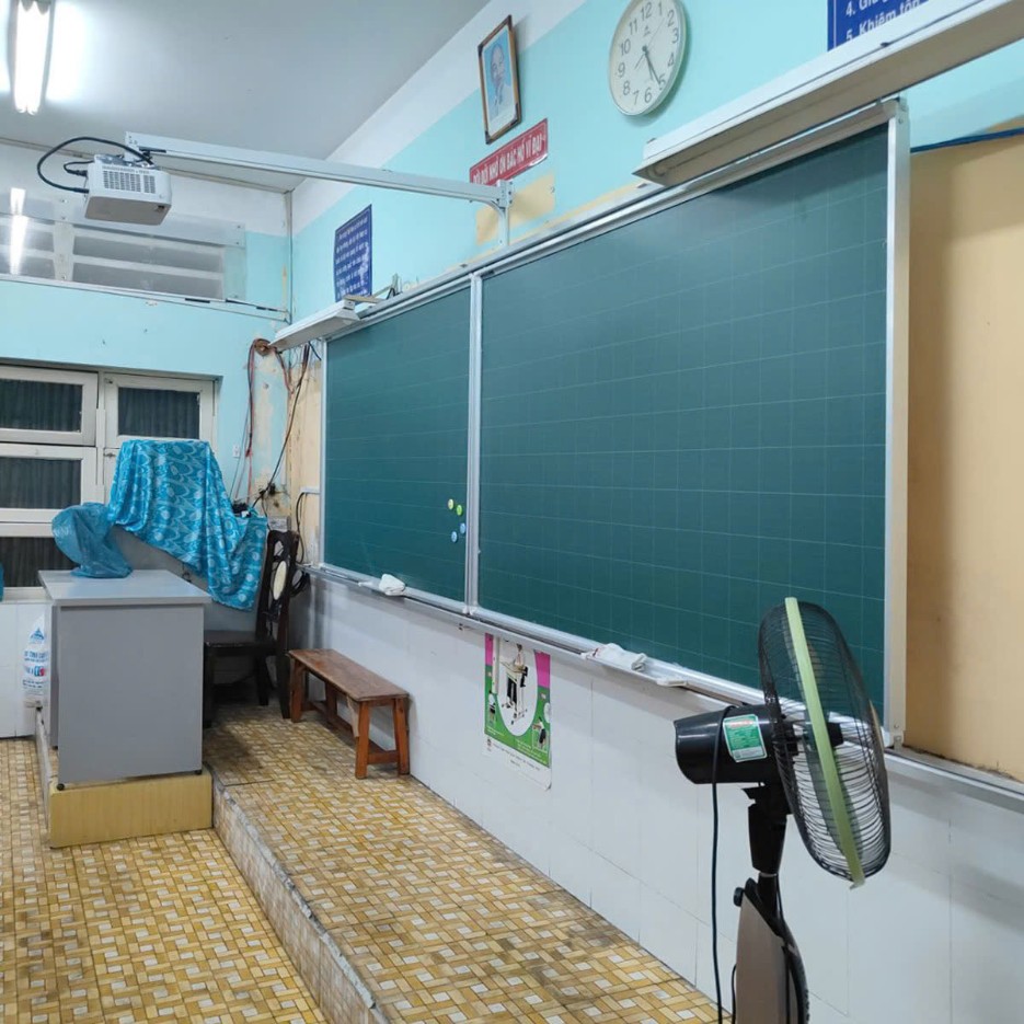 Bảng trượt ngang nguyên khối mẫu M2KO